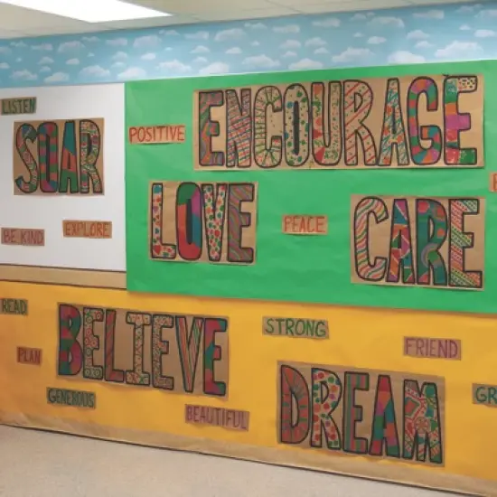 Pacon&reg; Heavyweight Kraft Roll, Natural Kraft, 30" x 30', 1 Roll image {2}