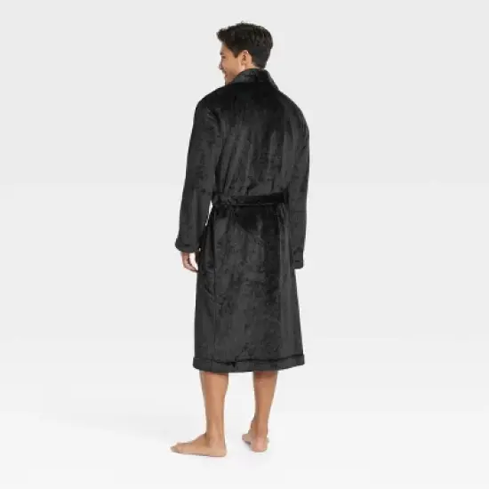 Men's Regular Fit Plush Robe - Goodfellow & Co&trade; Black S/M image {1}