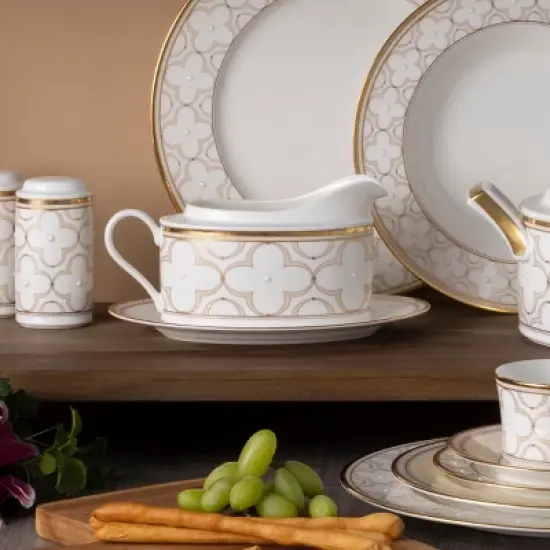 Noritake Trefolio Gold Gravy Boat with Tray image {2}