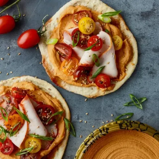 Boar's Head Sweet Chili Garlic Hummus - 10oz image {4}