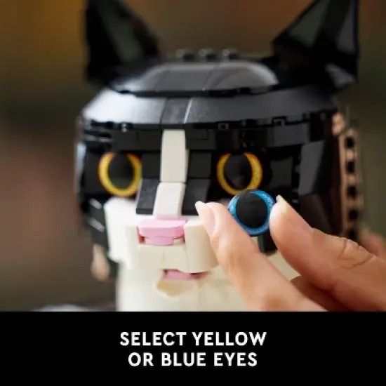 LEGO Ideas Tuxedo Cat 21349 image {3}