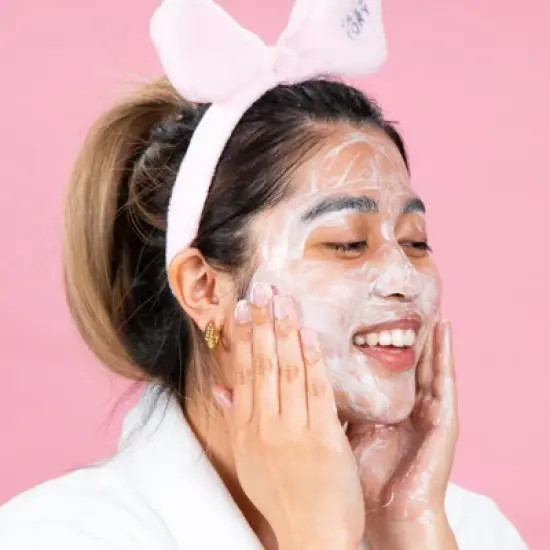 Facetory Cloud Puff Gentle Foam Cleanser with Chaga and Oats - 5.07oz image {6}