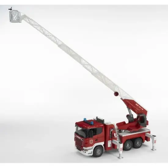 Bruder SCANIA R-Series Fire Engine with Water Pump and Light & Sound Module image {5}