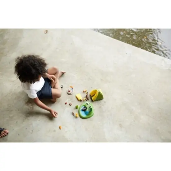 Plantoys| Camping Set image {1}