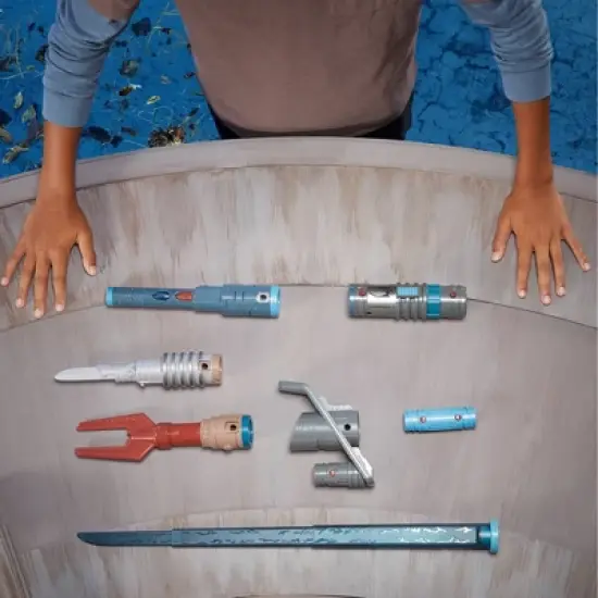 Star Wars Lightsaber Forge Ultimate Mandalorian Masterworks Set image {3}