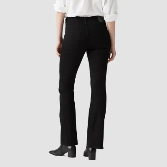 Levi's&reg; Women's 725 High-Rise Bootcut Jeans image {3}