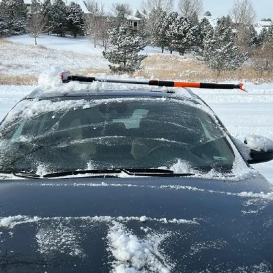 BIRDROCK HOME 60" Premium Extendable Snow Brush with Squeegee & Ice Scraper for Car or Truck image {3}