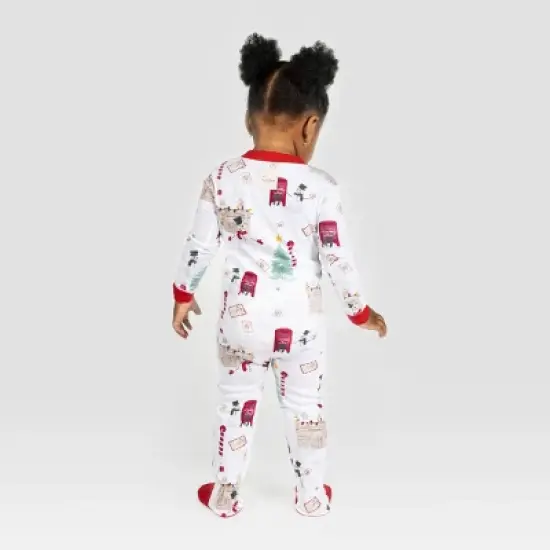 Burt's Bees Baby&reg; Baby Organic Cotton Tight Fit Holiday Footed Pajama image {3}