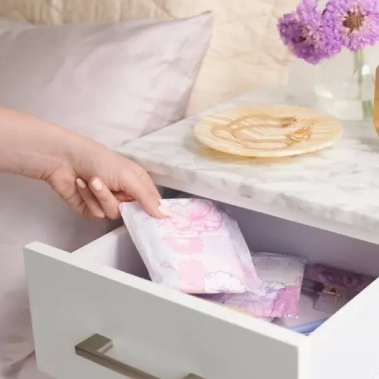 Always Discreet Extra Heavy Absorbency 6 Drop Base Pads image {7}