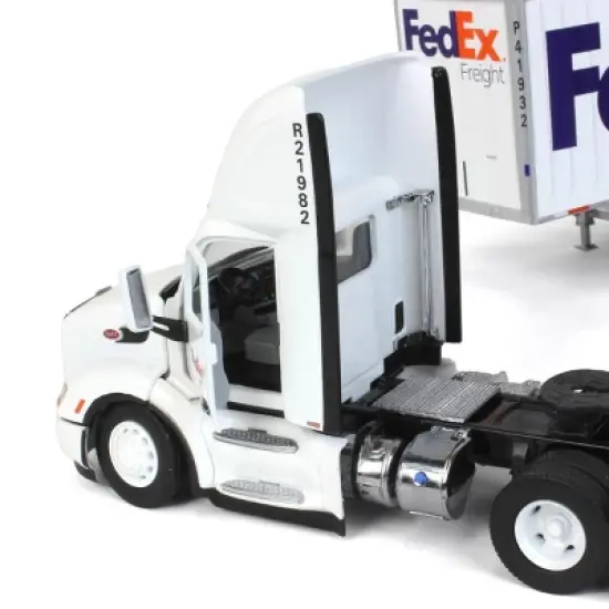 Diecast Masters 1/50 Limited Edition FedEx Peterbilt 579 Single Axle Day Cab w/ 2 Wabash 28&rsquo; Pup Trailers 65190 image {4}