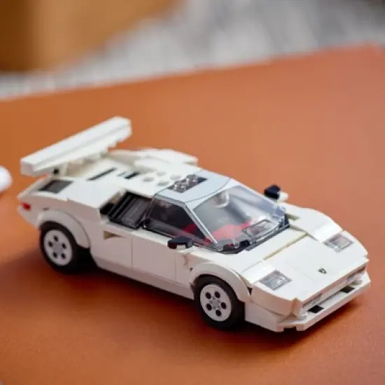 LEGO Speed Champions Lamborghini Countach Race Car Set 76908 image {5}