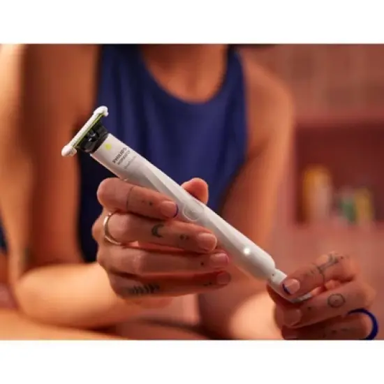 Philips Norelco OneBlade Intimate Electric Rechargeable Pubic Groomer - QP1924/70 image {12}