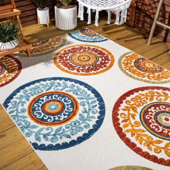 Cassis Ornate Ogee Trellis High-Low Indoor/Outdoor Area Rug - JONATHAN Y  image {7}