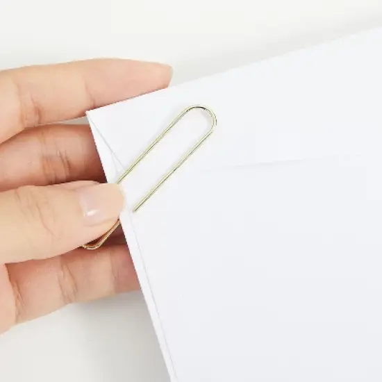 Staples Jumbo Gold Paper Clips Smooth 100/Pack (32012) 480112 image {2}