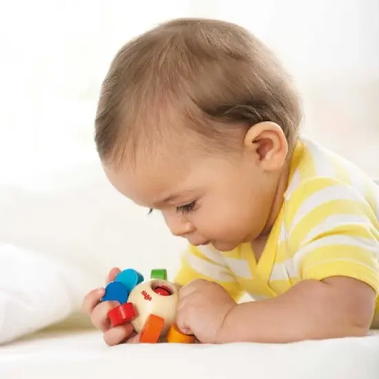 HABA Whirlygig Clutching Toy (Made in Germany) image {4}