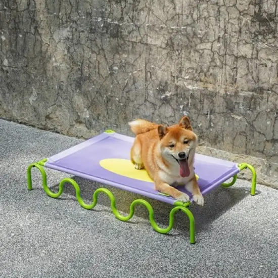 ZEZE Wavy Army Elevated Dog Bed image {5}