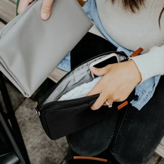 JJ Cole Bloomfield Modular Knapsack Diaper Bag Onyx & Ivory image {11}