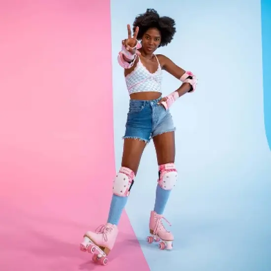 Prettyfly Womens' Retro Quad Skates Vegan Leather image {6}