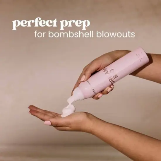 BEACHWAVER Co. Dream Big Volumizing Hair Styling Mousse image {2}