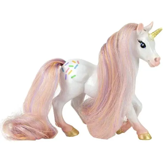 Breyer Animal Creations Breyer Li'l Beauties Fashion Horse Playset  | Sprinkles' Sweet Shop image {3}