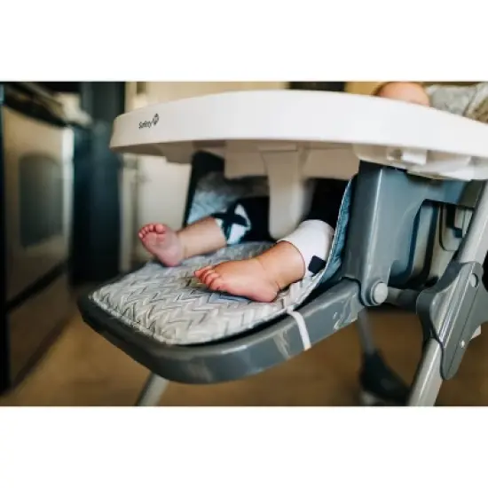 Safety 1st 3-in-1 Grow and Go High Chair  image {15}