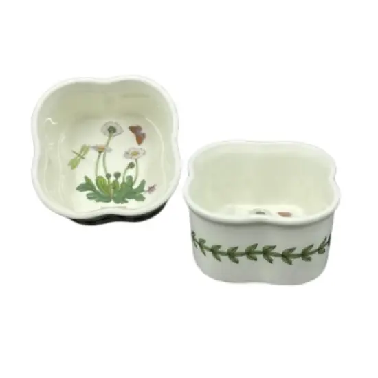 Portmeirion Botanic Garden 3.5" Scallop Ramekin (Set of 2) - Daisy Motif, Fine Porcelain Mini Bowls, Dishwasher, Microwave, Freezer, Oven Saf image {1}
