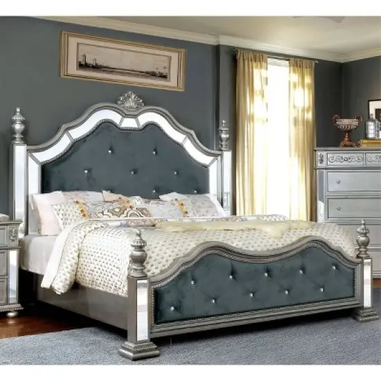 King Eastern Divito Traditional Mirror Trim Bed Silver - HOMES: Inside + Out image {1}