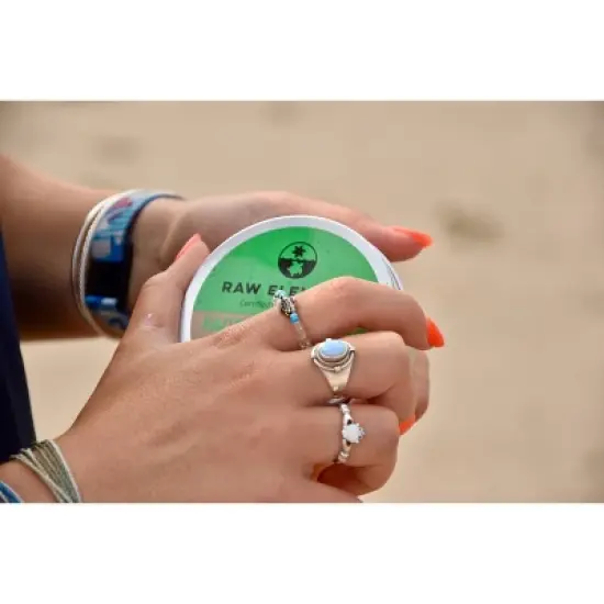 Raw Elements Face and Body Mineral Sunscreen Tin - SPF 30 - 3oz image {13}