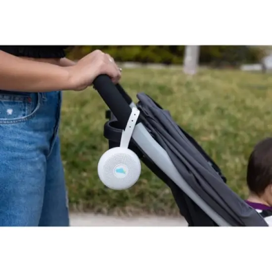 Yogasleep Hushh+ Travel Sound Machine with Wireless Speaker and Night light image {4}