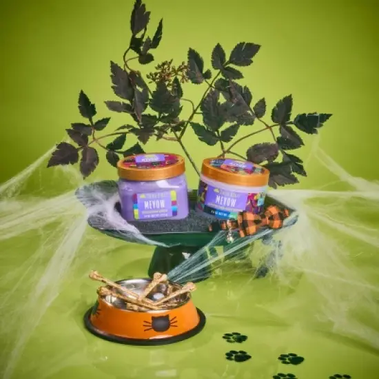 Tree Hut Shea Sugar Body Scrub - Meyow - 18oz image {5}