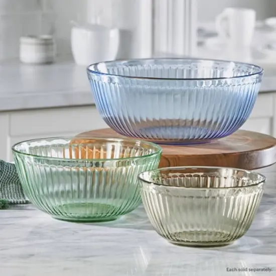 Pyrex&reg; Sculpted Tinted&nbsp;2qt Lidded Mixing Bowl Green image {4}