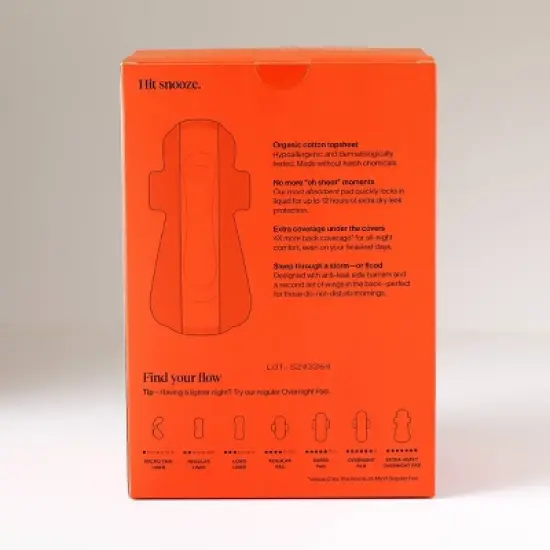 Cora Extra Heavy Overnight Pads with Wings Organic Cotton Topsheet - Ultra Thin - 20ct image {1}