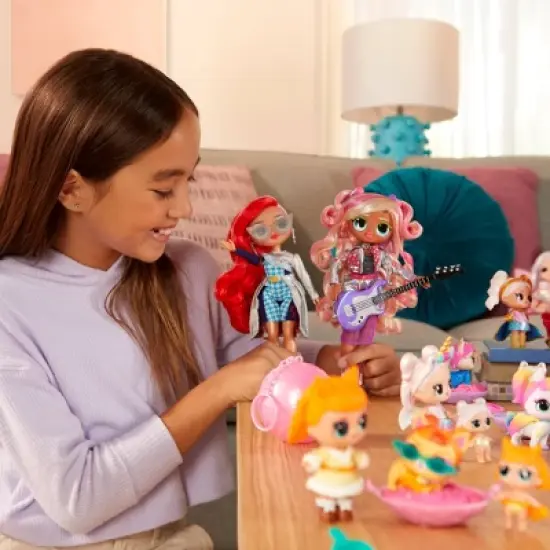 L.O.L. Surprise! Eye Spy Series Tots Doll: Fashion Articulated Figure with Accessory Pieces image {8}