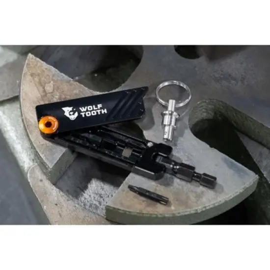 Wolf Tooth 6-Bit Hex Wrench Multi-Tool with Keyring - Purple image {4}