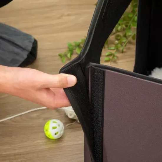 PawHut Heated Cat Houses for Outdoor and Indoor, Portable Kitty Shelter, Waterproof and Insulated, Brown image {5}