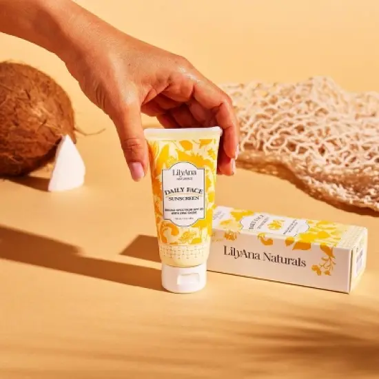 LilyAna Naturals Daily Face Moisturizer - SPF 30 - 1.7oz image {7}