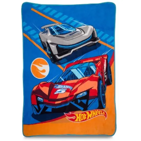 Hot Wheels Kids' Throw Blanket image {1}