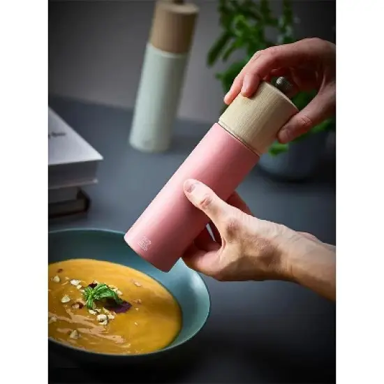 Peugeot | Boreal Pepper Mill, Wood, Hazelnut, 21 cm - 8 in image {2}