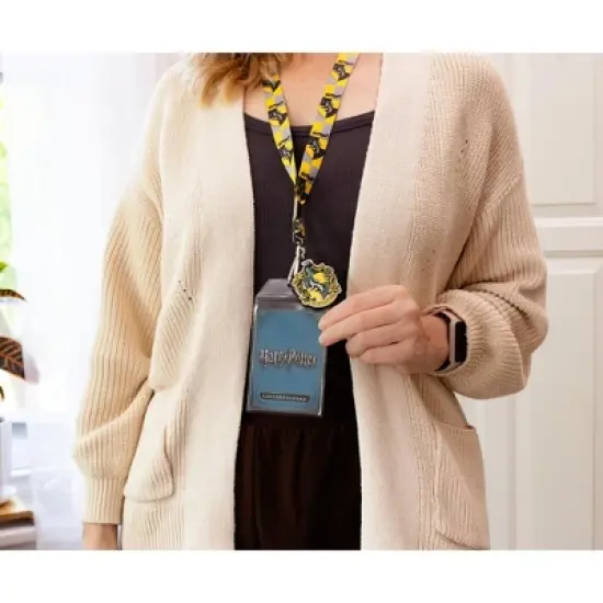 Silver Buffalo Harry Potter Hufflepuff 22-Inch Lanyard With ID Badge Holder And Logo Charm image {7}